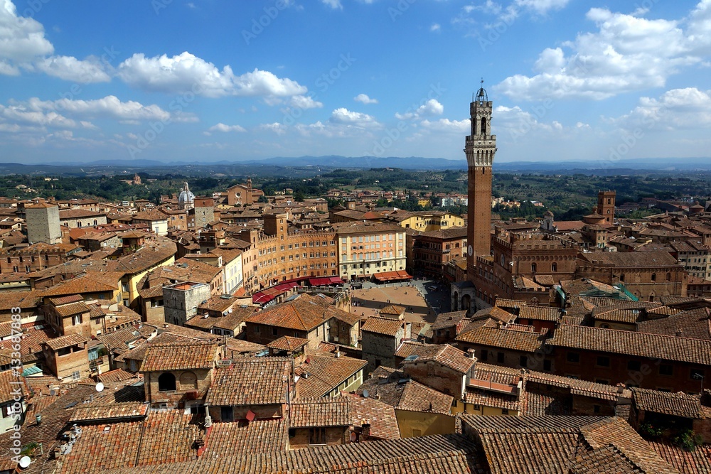 Piazza del Campo and Torredel Mangia in the Siena city, Tuscany, Italy