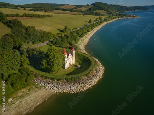 Cuadro en lienzo Church of St. Stephen the New Kelč on the lake Domaša II