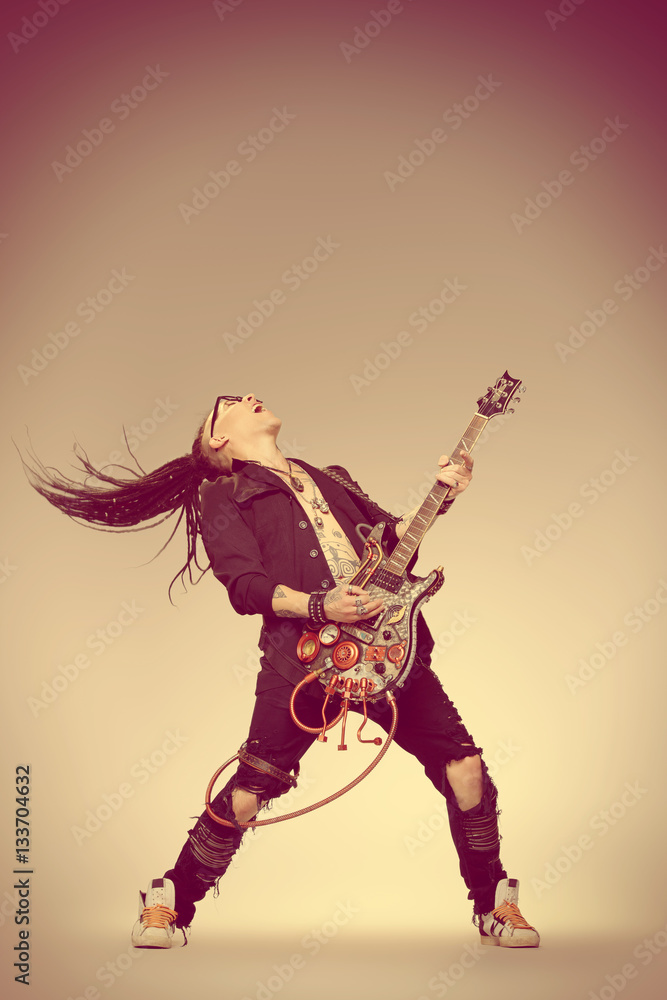 Fototapeta premium shaking with dreadlocks