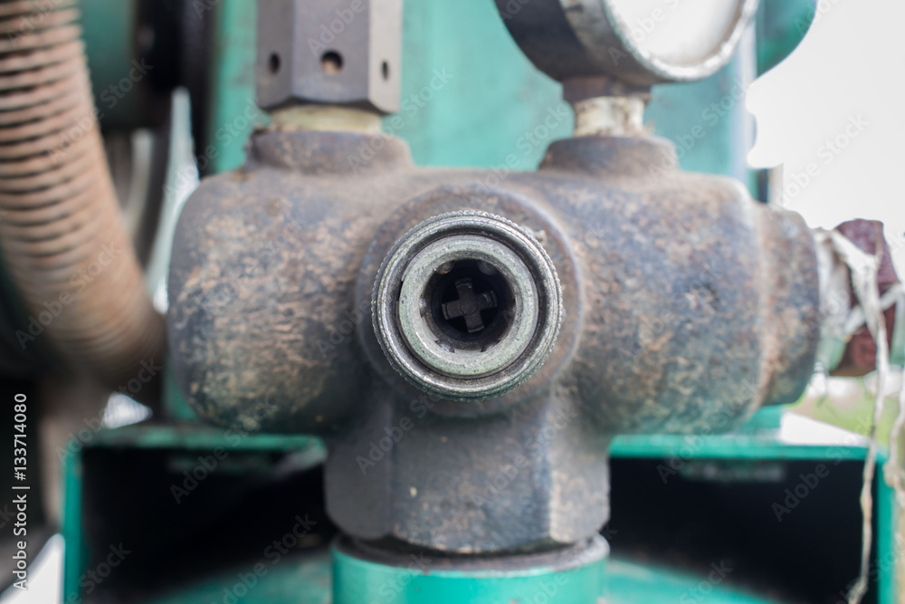 The quick Fitting / coupler with air compressor The quick Fitting / coupler with air compressor