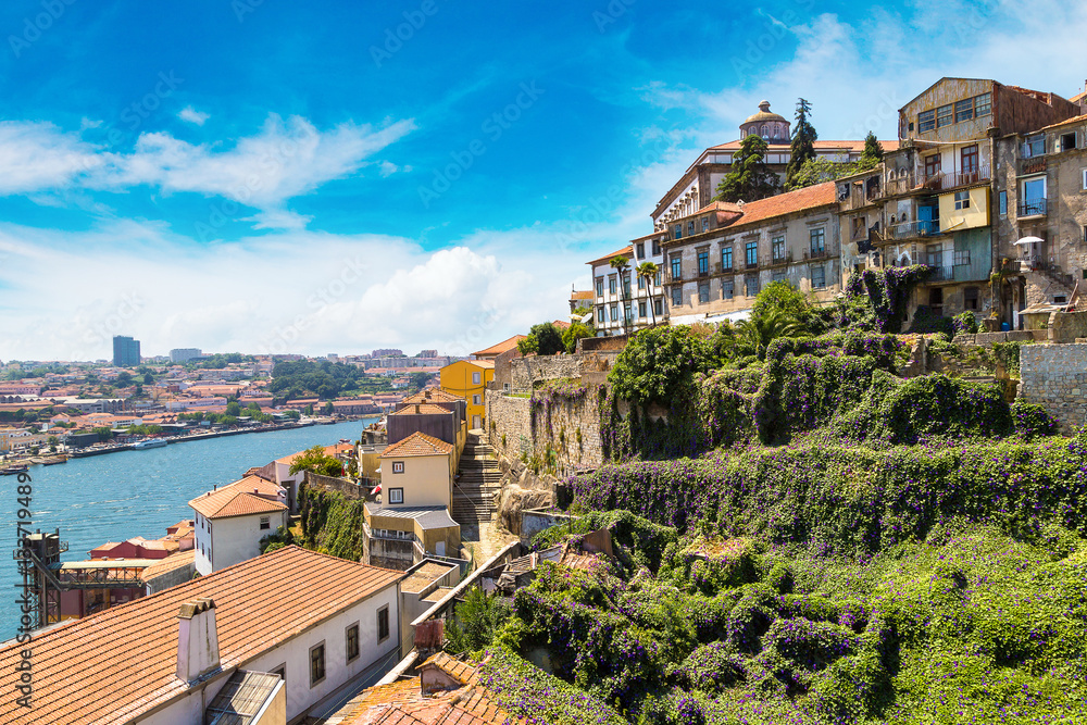 Fototapeta premium Panoramic view of Porto