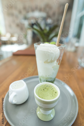 Ice-cream green tea
