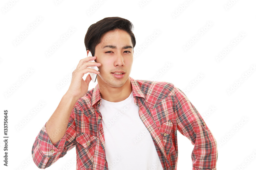 疲れた男性
疲れた男性