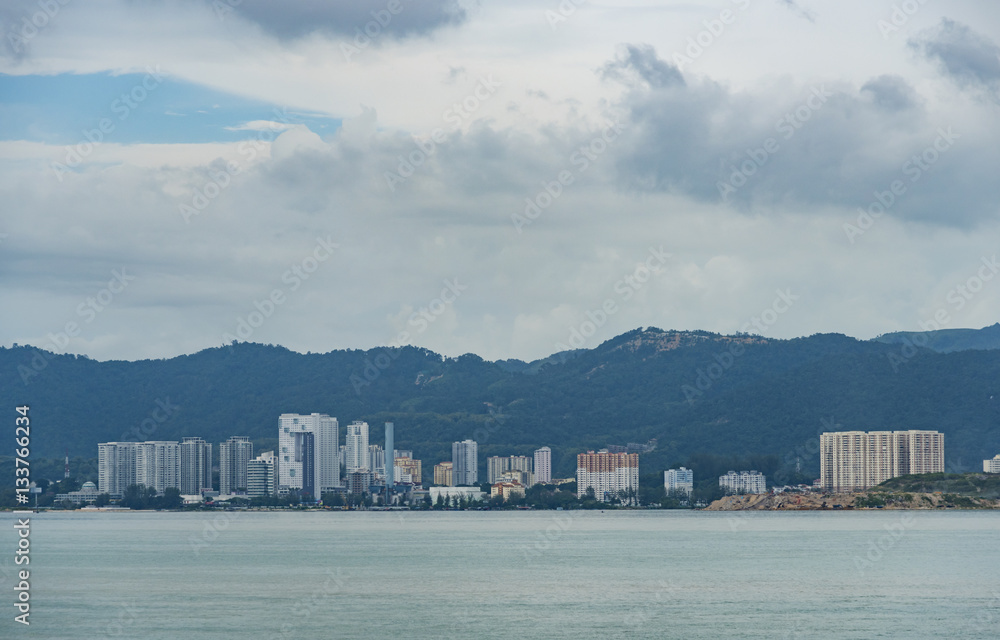 Naklejka premium Penang view from the sea