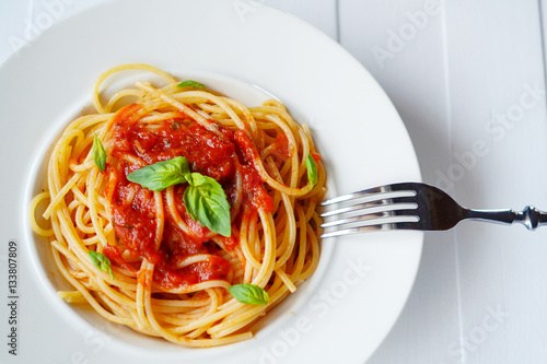 Спагетти, паста с томатном соус .
