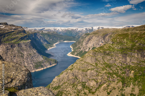 View on the lake from the road Trolltunga Ringedalsvatnet © nedomacki