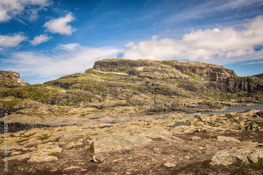 Fototapeta premium The way to Trolltunga, Norway