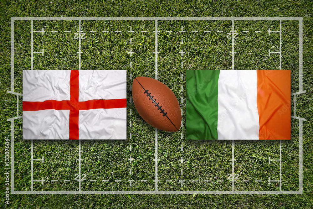 Obraz premium England vs. Ireland flags on rugby field