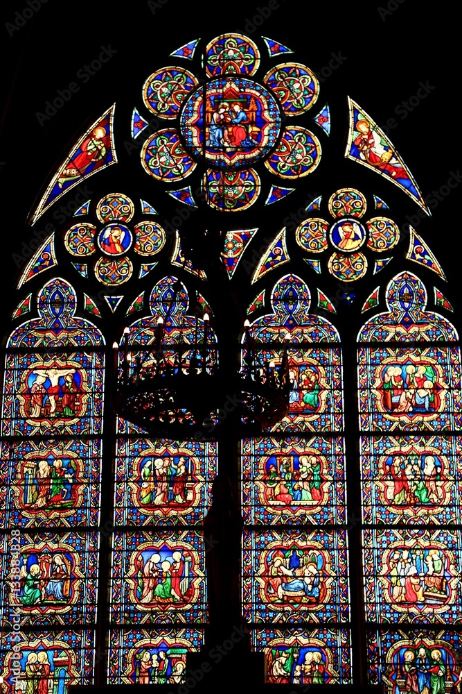 ノートルダム大聖堂　ステンドグラス