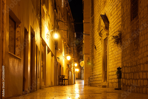 Fototapeta Naklejka Na Ścianę i Meble -  street of the old city at night - Dubrovnik Croatia