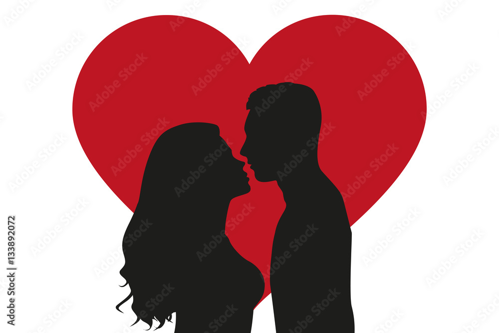 Küssendes Paar vor Herz