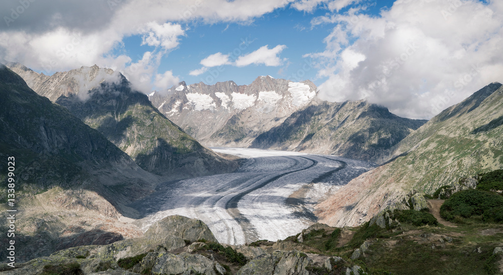 Landscape view of mountains and Aletsch Glacier, Canton Wallis, Switzerland Landscape view of mountains and Aletsch Glacier, Canton Wallis, Switzerland