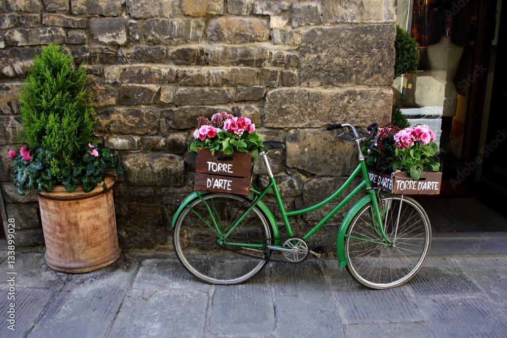 Florenz, Fahrrad mit Blumen