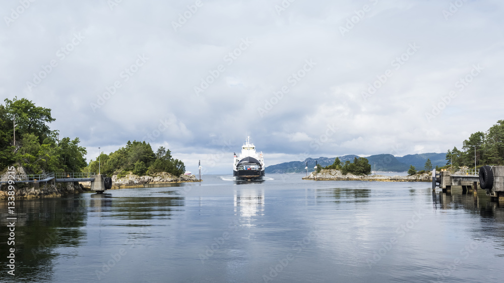 Ferry from Halhjem - Norway