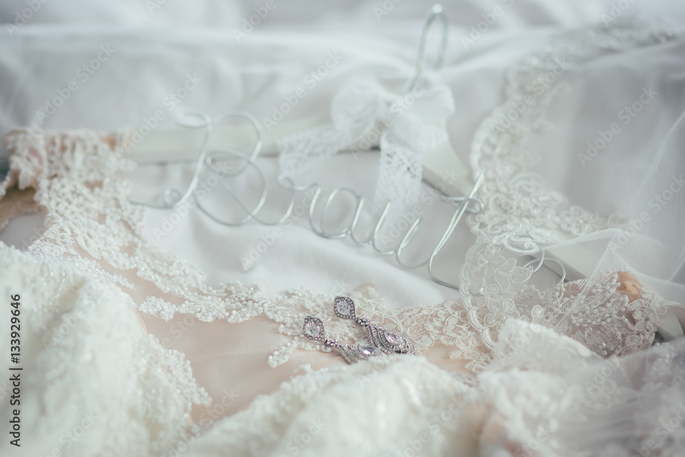 getting ready wedding bride groom getting ready wedding bride groom