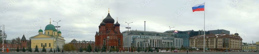 Lenin square in the city-Hero of Tula. Panorama.  The Flag Of Russia. The Tula Kremlin.