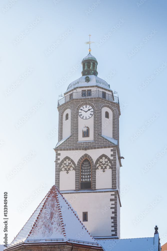 Turm der Meißner Frauenkirche im Winter