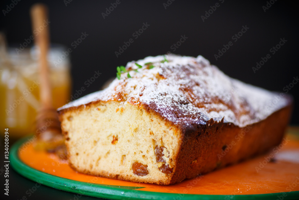 pumpkin muffins with honey and raisins pumpkin muffins with honey and raisins