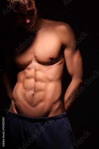 Male body © BigBlueStudio