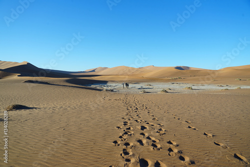 Fussspuren im Sand  Sossusvlei  Namibia