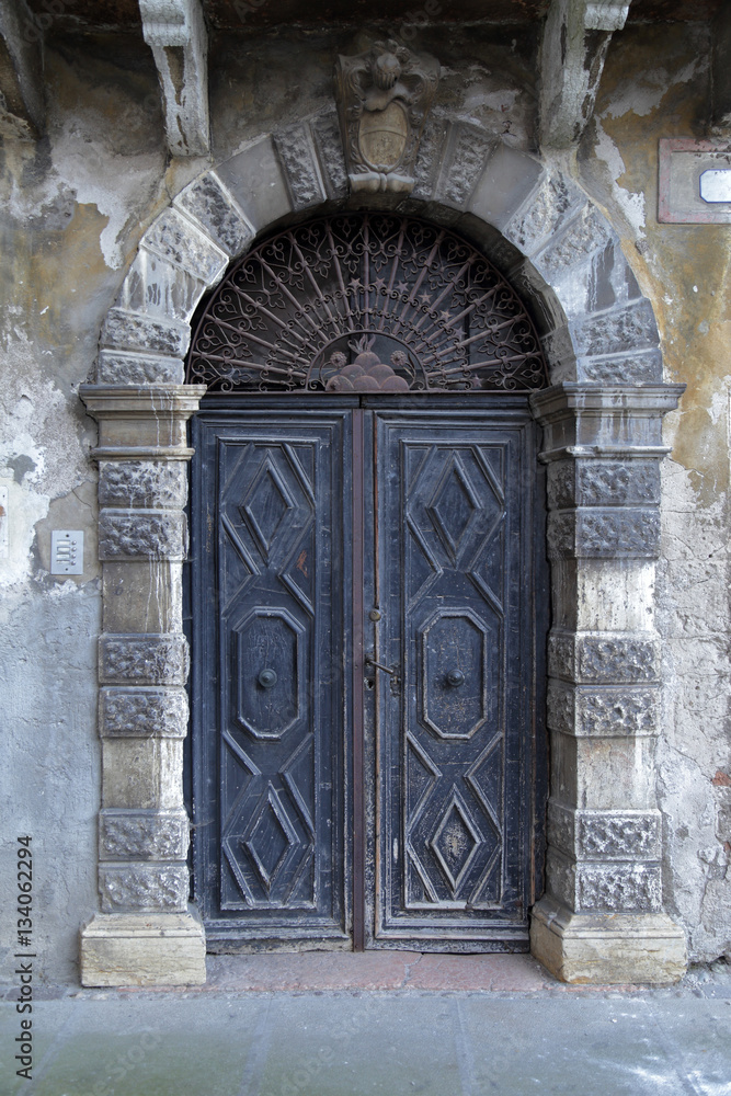 Antico portone Antico portone