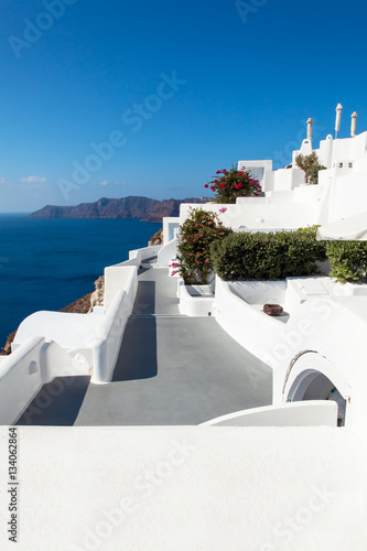 Santorini, Grecja, Oia - Luksusowe Hotele i apartamenty z widokiem na morze photo