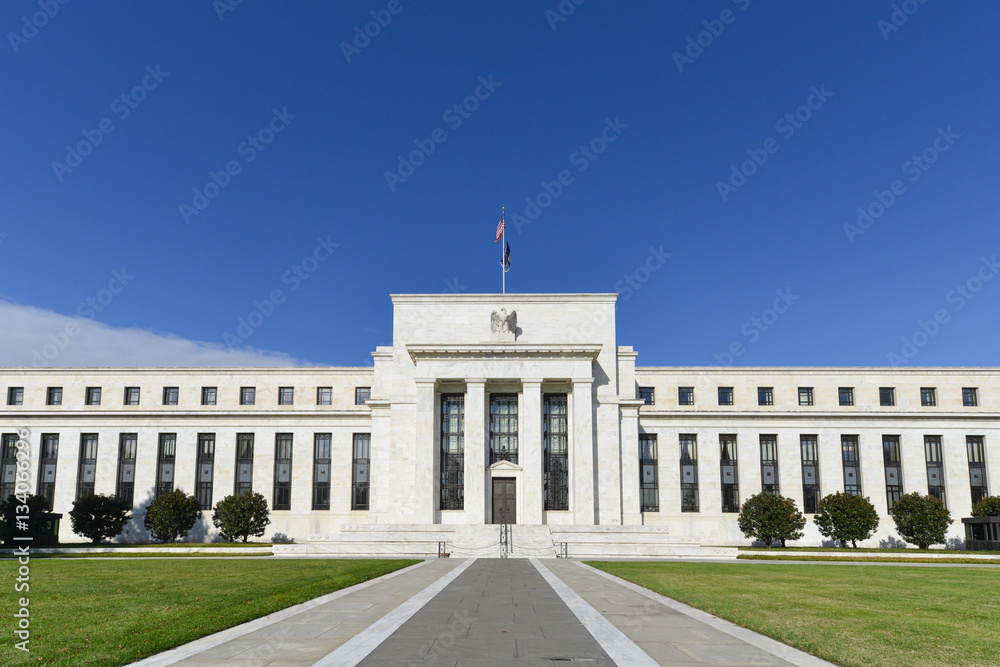 Federal Reserve Building in Washington DC, United States - obrazy, fototapety, plakaty 