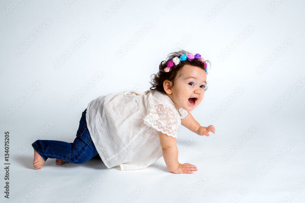 Happy Crawling Baby Happy Crawling Baby