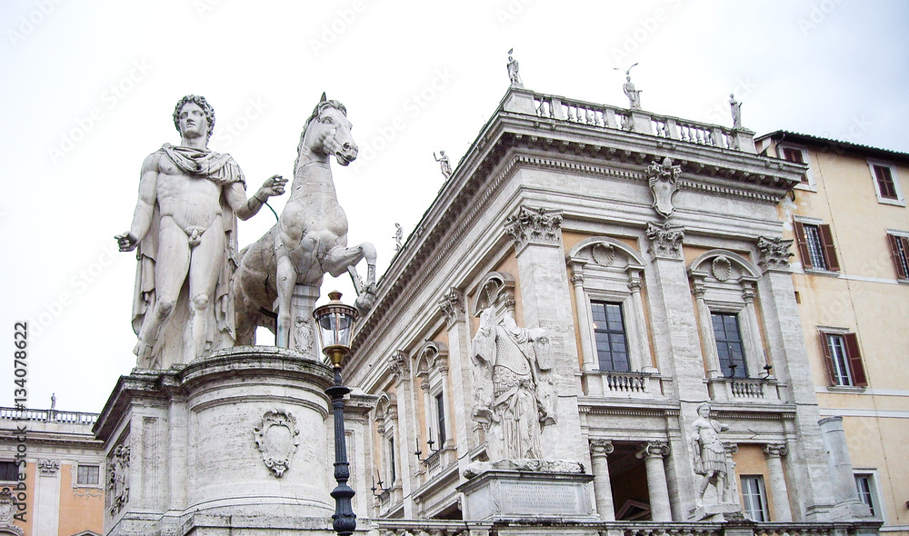 カンピドリオ広場の彫像（イタリア・ローマ）