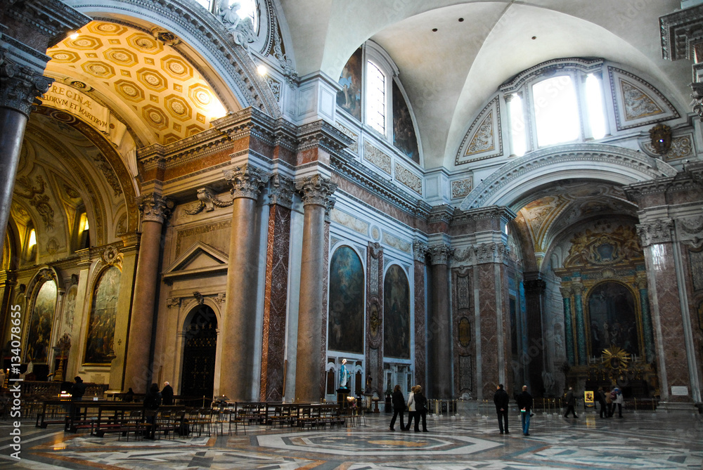 サンタ・マリア・デランジェリ・エ・デイ・マルティーリ聖堂（イタリア・ローマ）