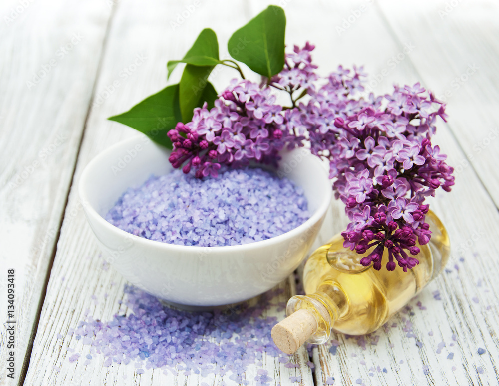 Spa setting with lilac flowers Spa setting with lilac flowers