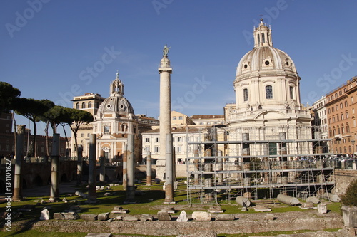 Eglise de santa maria di Loreto à Rome, Italie