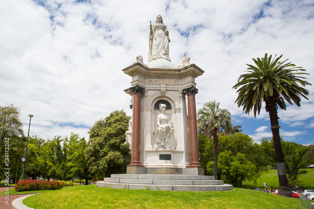 Melbourne Skyline Thru Queen Victoria Gardens Melbourne Skyline Thru Queen Victoria Gardens