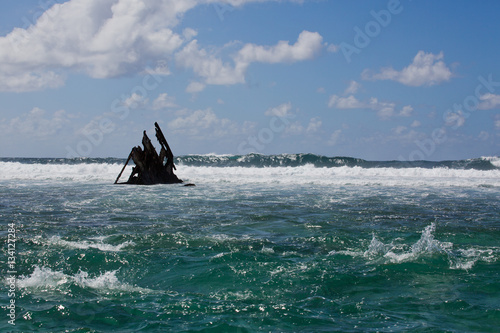 Φωτογραφία Pointe D’Esny,  Ship Wreck of the Dalblair, unfortunate shipwreck
