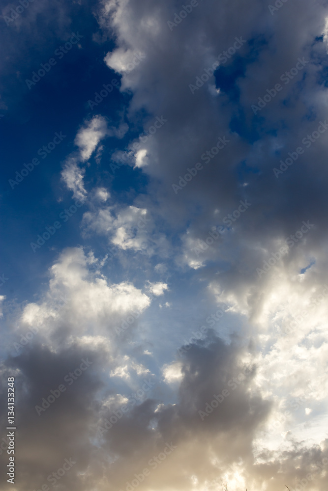 Fototapeta premium clouds at dawn as background