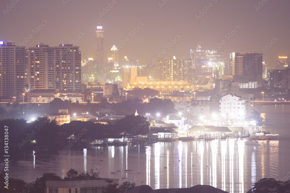 Fototapeta premium Rzeka światła miasta w Bangkoku