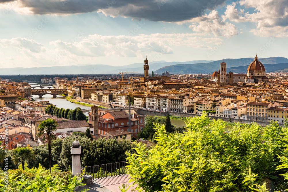 Obraz premium View of Florence cityscape overlook from Piazzale Michelangelo