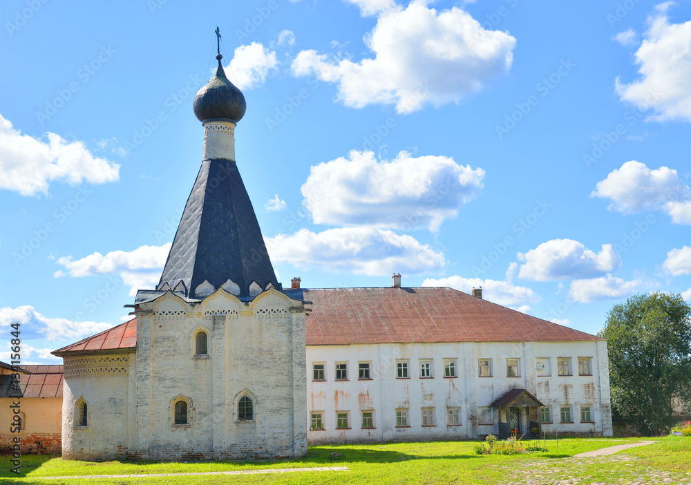 Kirillo-Belozersky monastery by day. Kirillo-Belozersky monastery by day.
