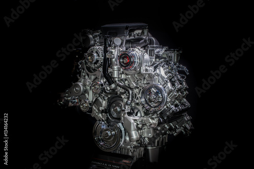 Carta da parati automotive diesel engine Duramax 6.6l v8 turbo