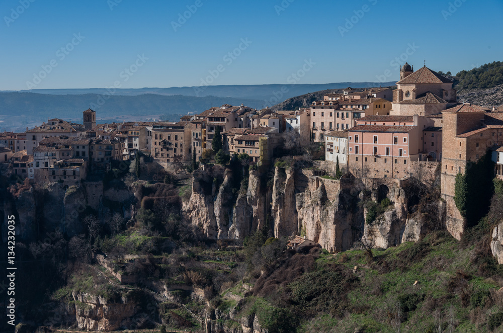 View to hanging houses 