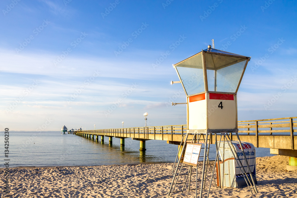 Grömitz, Badeaufsicht Turm 