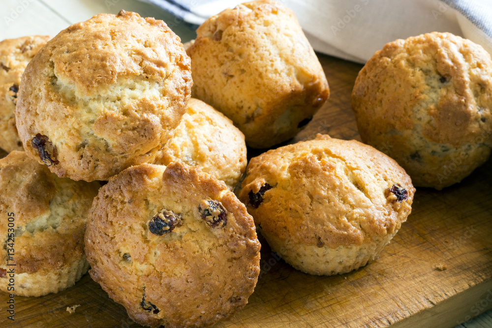 Muffins with raisin