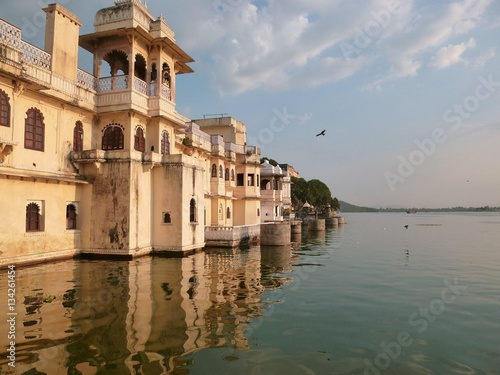 Udaïpur, lac Pichola (Inde) © Florence Piot