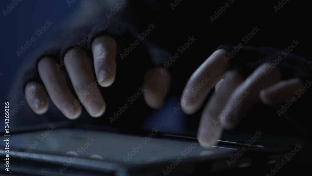 Cyberterrorist attacks government computer network from tablet, launching virus Cyberterrorist attacks government computer network from tablet, launching virus