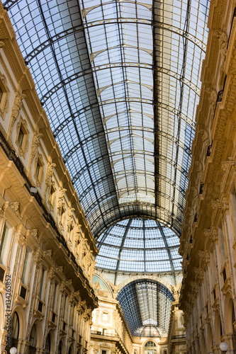 Vittorio Emanuele gallery in Milano