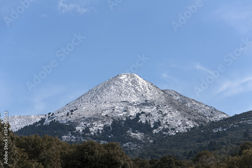 Pico Alcojona en el parque natural de la sierra de las Nieves en la provincia de Málaga, Andalucía