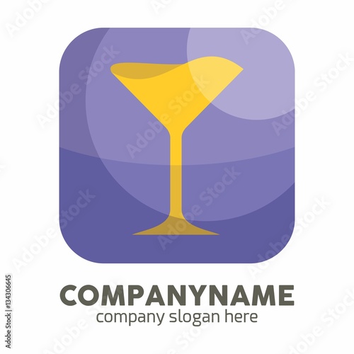 Cocktail logo vector icon Template