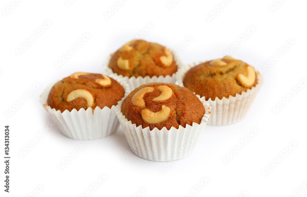 Bite Banana cupcake with cashew nut Bite Banana cupcake with cashew nut