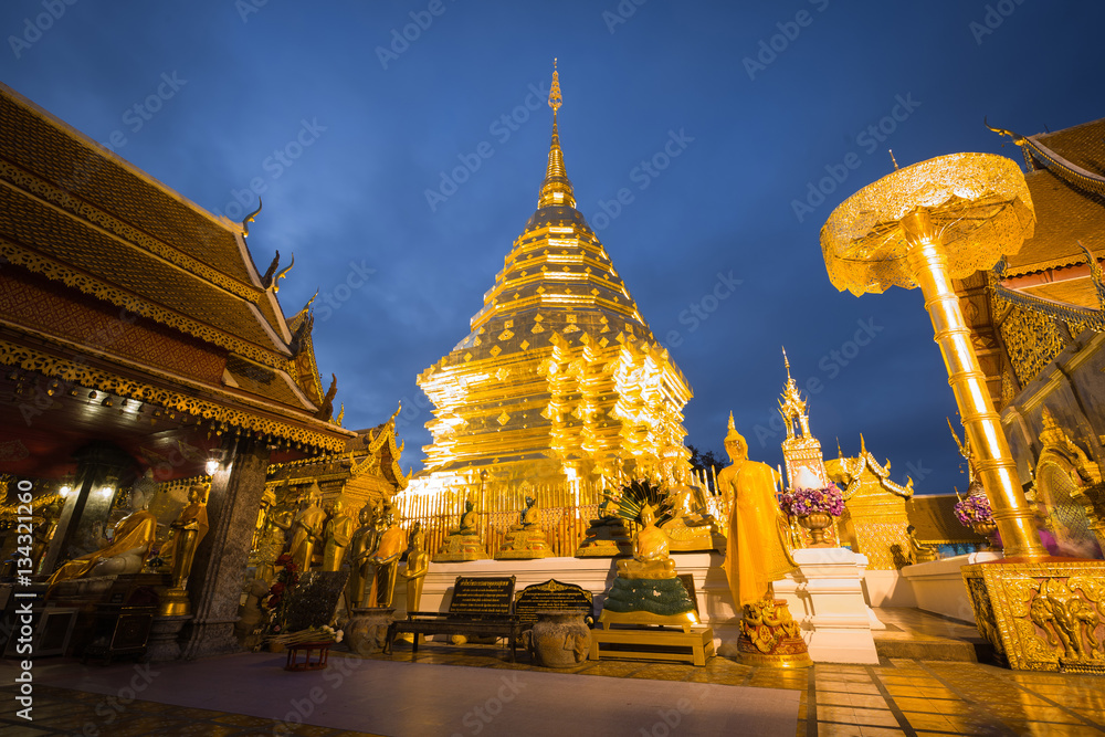 Fototapeta premium Phra That Doi Suthep Temple