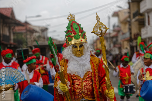 Départ du carnaval de Guyane avec le roi Vaval à Cayenne, Guyane française